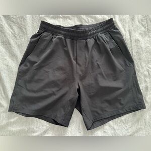 EUC Lululemon Channel Cross Shorts 7"